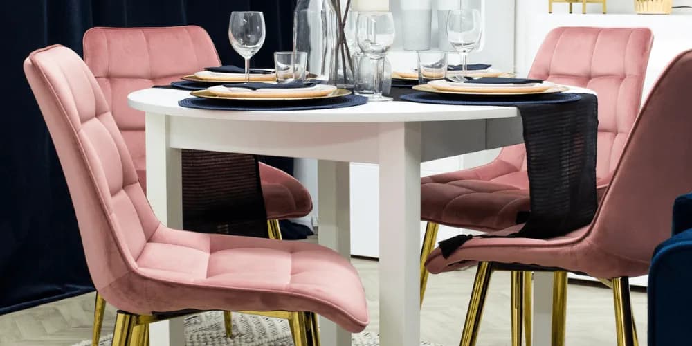 Jakie krzesła do jadalni wybrać, aby uniknąć niewygody i kosztów?