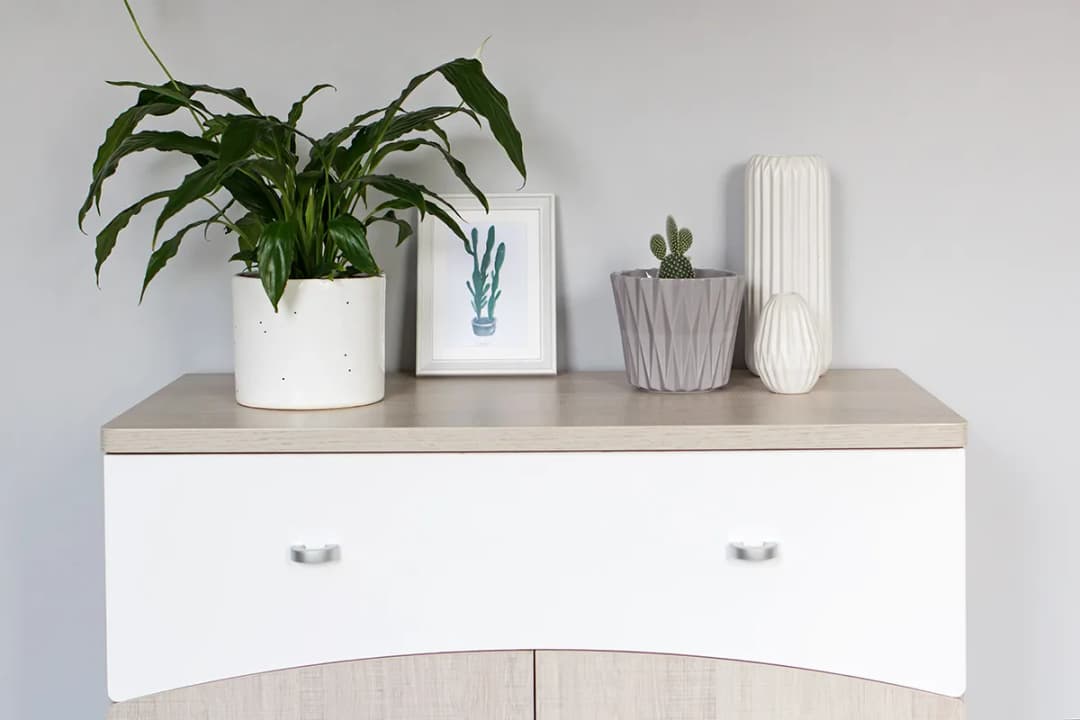 Jak odnowić meble z płyty wiórowej i zaoszczędzić na kosztach