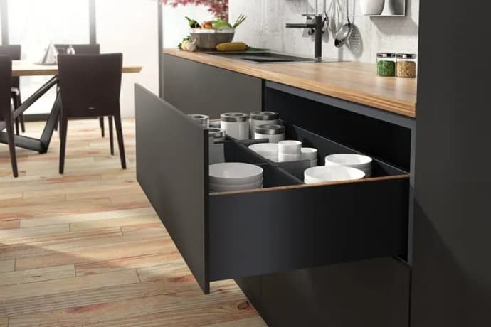 Jakie fronty szafek wybrać, by uniknąć kosztownych błędów?