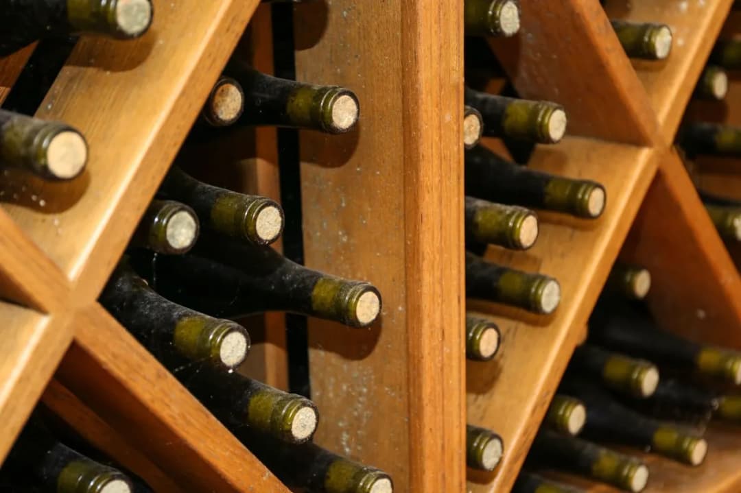 Jak zrobić regał na wino - proste kroki i najlepsze materiały